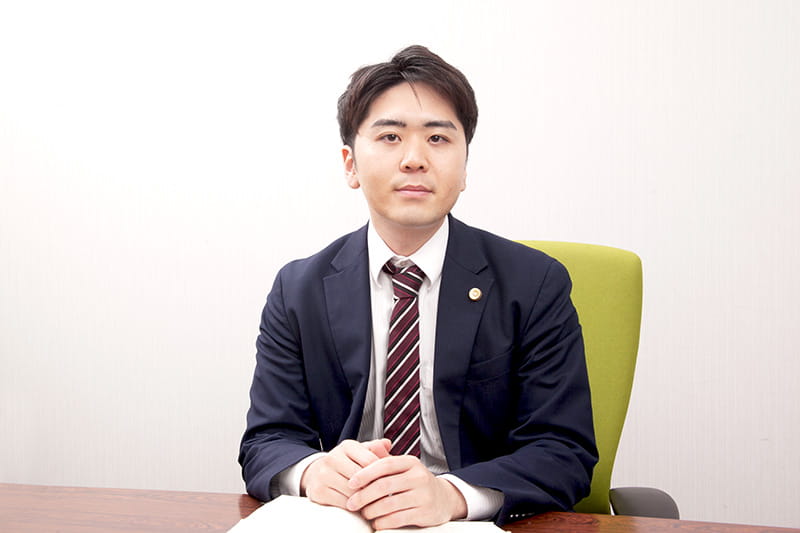 弁護士荒木俊太